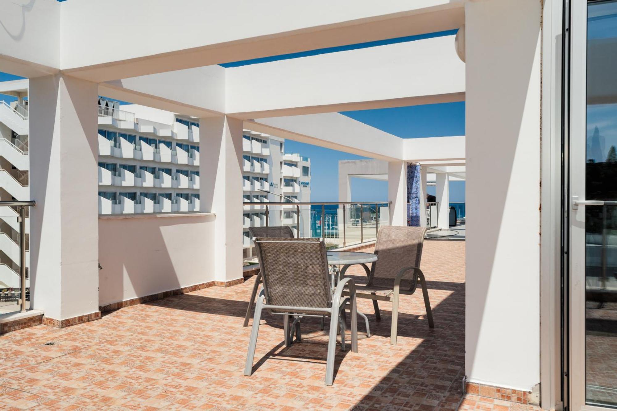 Seafront Protaras Apartments Ngoại thất bức ảnh